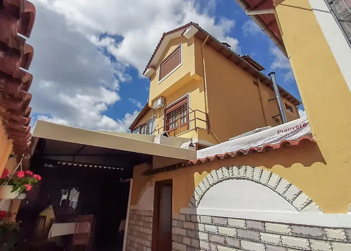 Korani Bed and breakfast 3*