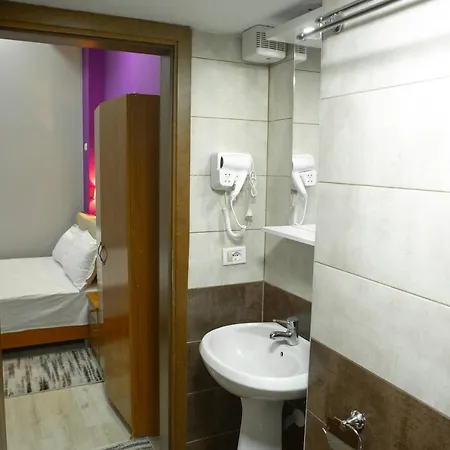 Korani Bed & Breakfast *