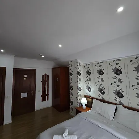 Korani Bed & Breakfast *